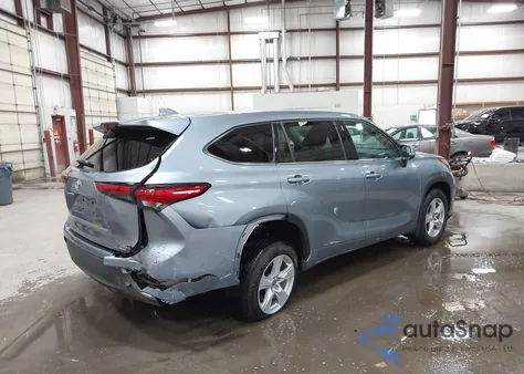 2020 Toyota Highlander Le from USA, damaged, VIN 5TDBZRBH8LS025347